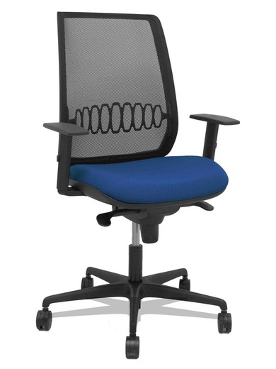 Modelo Alares - Silla de oficina ergonómica con mecanismo sincro, brazos regulables y ajustable en altura - Respaldo de malla transpirable en color negro y asiento tapizados en tejido BALI color azul marino.