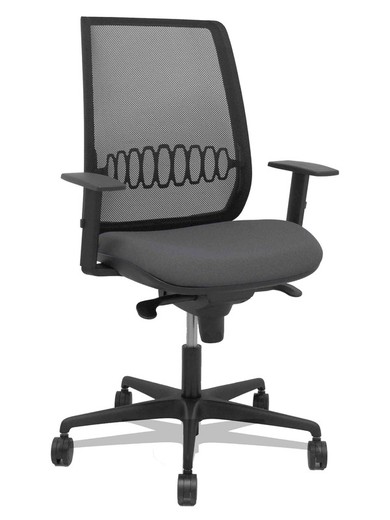 Modelo Alares - Silla de oficina ergonómica con mecanismo sincro, brazos regulables y ajustable en altura - Respaldo de malla transpirable en color negro y asiento tapizados en tejido BALI color gris.