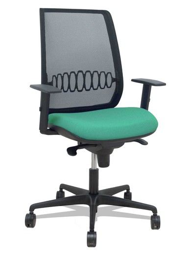 Modelo Alares - Silla de oficina ergonómica con mecanismo sincro, brazos regulables y ajustable en altura - Respaldo de malla transpirable en color negro y asiento tapizados en tejido BALI color verde esmeralda.