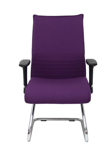 Modelo Albacete confidente patín  Sillón confidente ergonómico para visitas con patín cromado  Asiento y respaldo tapizados en tejido BALI color morado