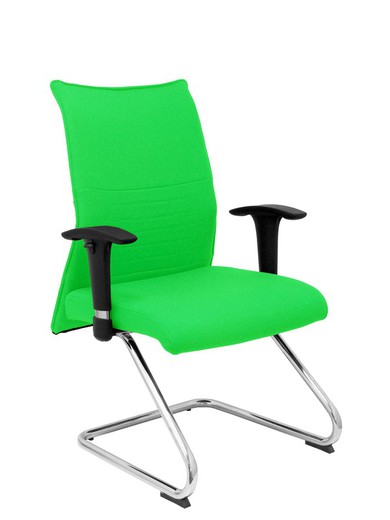 Modelo Albacete confidente patín  Sillón confidente ergonómico para visitas con patín cromado  Asiento y respaldo tapizados en tejido BALI color pistacho