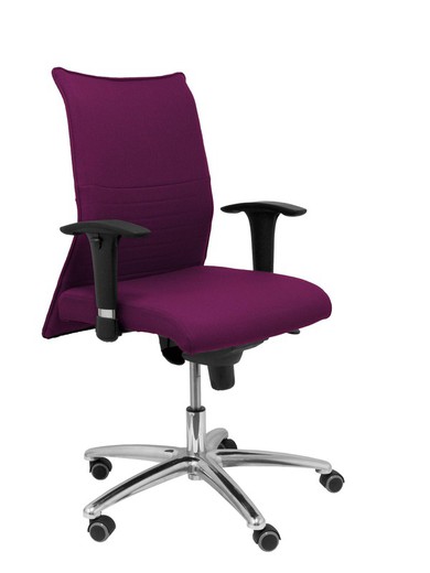 Modelo Albacete confidente - Sillón confidente ergonómico para visitas con mecanismo sincro y regulable en altura - Asiento y respaldo tapizados en tejido BALI color morado