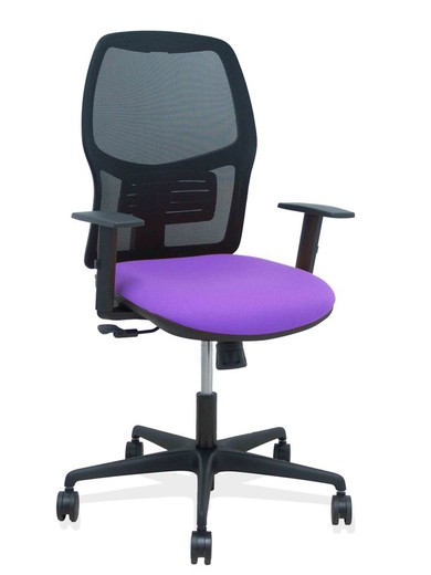 Modelo Alfera - Silla de oficina ergonómica con mecanismo sincro, brazos regulables y ajustable en altura - Respaldo de malla transpirable en color negro y asiento tapizados en tejido BALI color lila.