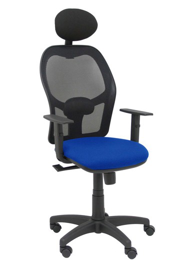 Modelo Alocén - Silla de oficina ergonómica con mecanismo sincro, brazos regulables y ajustable en altura - Respaldo de malla transpirable en color negro con cabecero fijo y asiento tapizados en tejido BALI color azul.