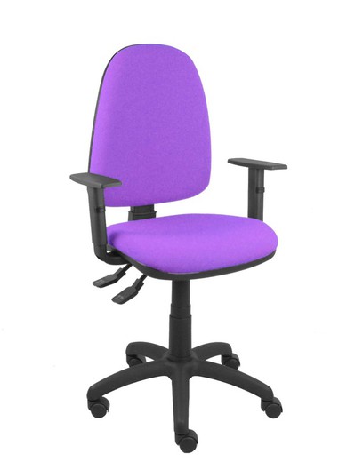 Modelo Ayna S- Silla de oficina ergonómica con mecanismo asincro y regulable en altura - Asiento y respaldo tapizados en tejido BALI color lila. Brazos regulables incluidos.