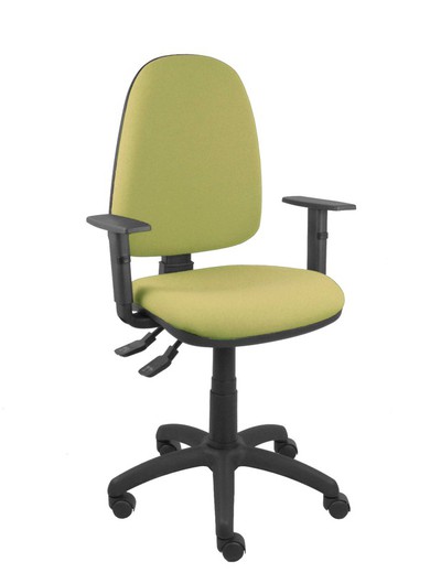 Modelo Ayna S- Silla de oficina ergonómica con mecanismo asincro y regulable en altura - Asiento y respaldo tapizados en tejido BALI color verde oliva. Brazos regulables incluidos.