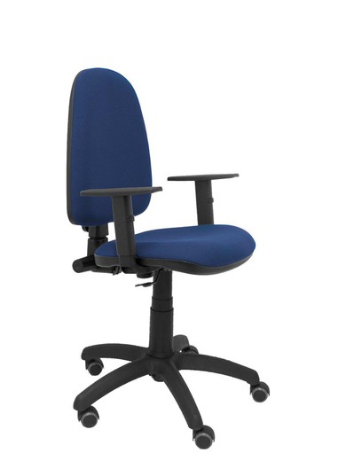 Modelo Ayna - Silla de oficina ergonómica con mecanismo de contacto permanente, regulable en altura y ruedas de parqué - Asiento y respaldo tapizados en tejido BALI color azul marino (BRAZOS REGULABLES EN ALTURA)