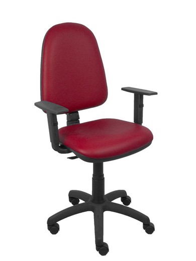 Modelo Ayna - Silla de oficina ergonómica con mecanismo de contacto permanente y regulable en altura - Asiento y respaldo tapizados en tejido SIMILPIEL color granate (BRAZOS REGULABLES EN ALTURA)