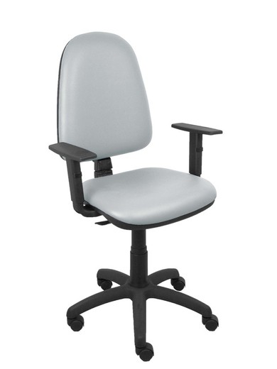 Modelo Ayna - Silla de oficina ergonómica con mecanismo de contacto permanente y regulable en altura - Asiento y respaldo tapizados en tejido SIMILPIEL color gris (BRAZOS REGULABLES EN ALTURA)