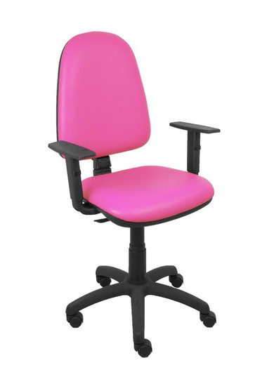 Modelo Ayna - Silla de oficina ergonómica con mecanismo de contacto permanente y regulable en altura - Asiento y respaldo tapizados en tejido SIMILPIEL color rosa (BRAZOS REGULABLES EN ALTURA)