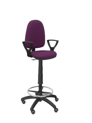 Modelo Ayna Taburete - Taburete ergonómico con mecanismo de contacto permanente, regulable en altura, aro reposapiés y ruedas de parqué - Asiento y respaldo tapizados en tejido BALI color morado (BRAZOS FIJOS INCLUIDOS)