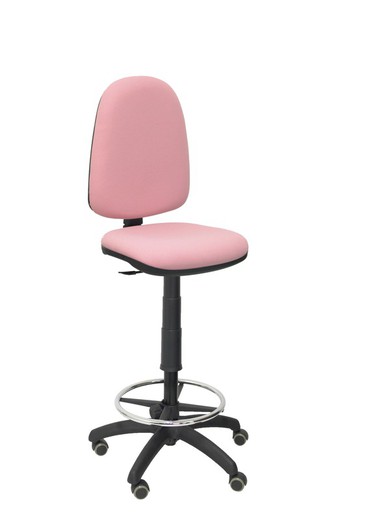 Modelo Ayna Taburete - Taburete ergonómico con mecanismo de contacto permanente, regulable en altura, aro reposapiés y ruedas de parqué - Asiento y respaldo tapizados en tejido BALI color rosa claro