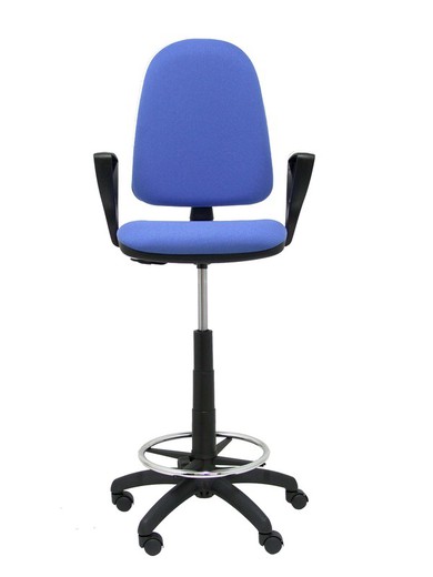 Modelo Ayna Taburete - Taburete ergonómico con mecanismo de contacto permanente, regulable en altura y aro reposapiés - Asiento y respaldo tapizados en tejido BALI color azul claro (BRAZOS FIJOS INCLUIDOS)