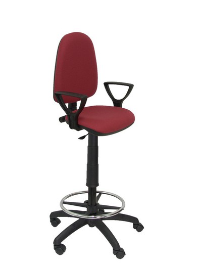 Modelo Ayna Taburete - Taburete ergonómico con mecanismo de contacto permanente, regulable en altura y aro reposapiés - Asiento y respaldo tapizados en tejido BALI color granate (BRAZOS FIJOS INCLUIDOS)