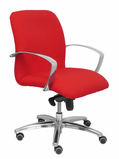 Modelo Caudete Confidente  Sillón de recepción ergonómico con mecanismo basculante y regulable en altura  Asiento y respaldo tapizados en tejido BALI color rojo