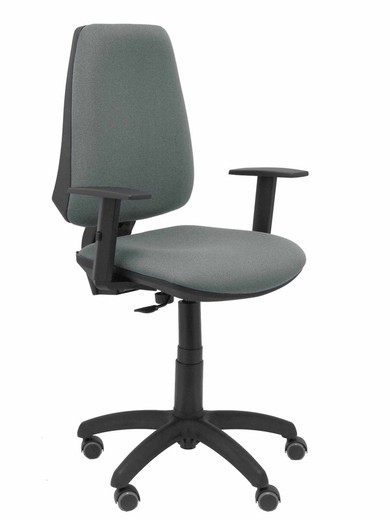 Modelo Elche CP - Silla de oficina ergonómica con mecanismo permanente, regulable en altura y ruedas de parqué - Asiento y respaldo tapizados en tejido BALI color gris (BRAZOS REGULABLES EN ALTURA)