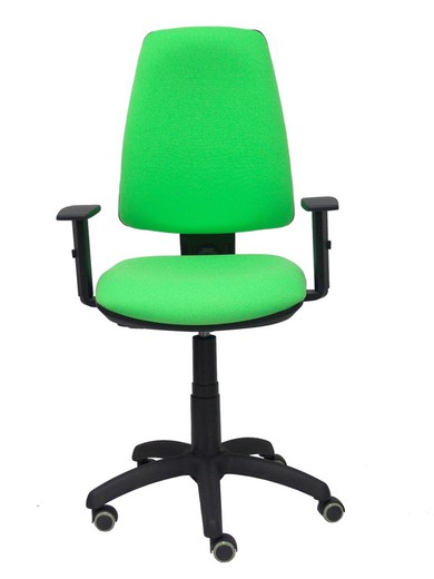 Modelo Elche CP - Silla de oficina ergonómica con mecanismo permanente, regulable en altura y ruedas de parqué - Asiento y respaldo tapizados en tejido BALI color pistacho (BRAZOS REGULABLES EN ALTURA)