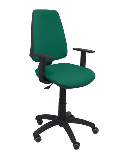 Modelo Elche CP - Silla de oficina ergonómica con mecanismo permanente, regulable en altura y ruedas de parqué - Asiento y respaldo tapizados en tejido BALI color verde esmeralda (BRAZOS REGULABLES EN ALTURA)