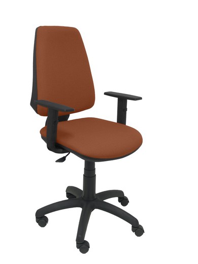 Modelo Elche CP - Silla de oficina ergonómica con mecanismo permanente y regulable en altura - Asiento y respaldo tapizados en tejido BALI color marrón (BRAZOS REGULABLES EN ALTURA)