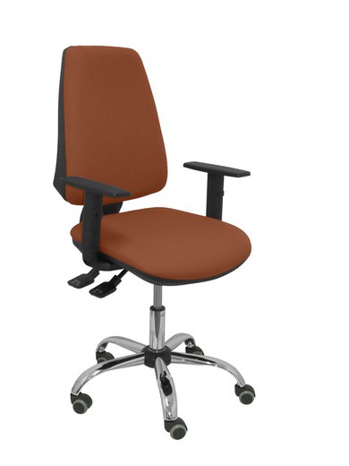 Modelo Elche S 24 horas - Silla de oficina ergonómica con mecanismo asincro y regulable en altura - Asiento y respaldo tapizados en tejido BALI color marrón - Brazos regulables - Espuma viscoelástica (USO INTENSIVO 24 HORAS)