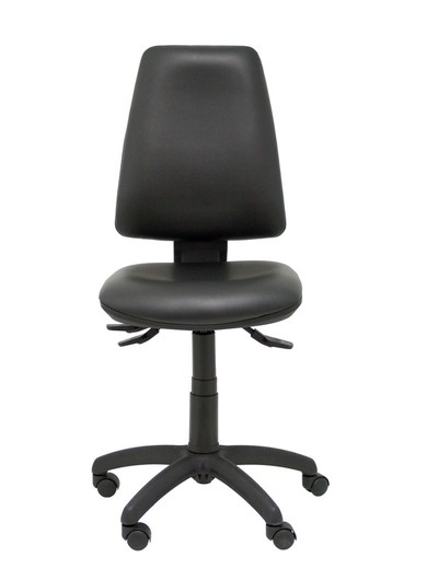 Modelo Elche S -  Silla de oficina ergonómica con mecanismo asincro, regulable en altura y ruedas de nailon. Asiento y respaldo tapizados en similpiel color negro.