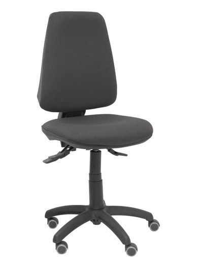 Modelo Elche S - Silla de oficina ergonómica con mecanismo asincro, regulable en altura y ruedas de parqué - Asiento y respaldo tapizados en tejido BALI color gris oscuro.