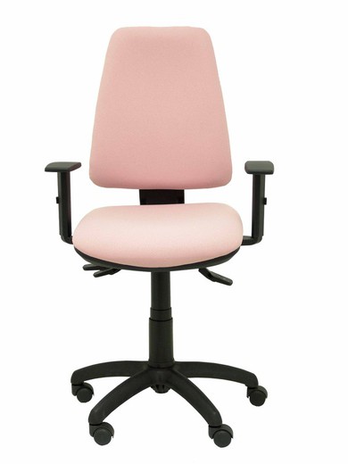 Modelo Elche S - Silla de oficina ergonómica con mecanismo sincro, regulable en altura y ruedas de nailon - Asiento y respaldo tapizados en tejido BALI color rosa (BRAZOS REGULABLES EN ALTURA)