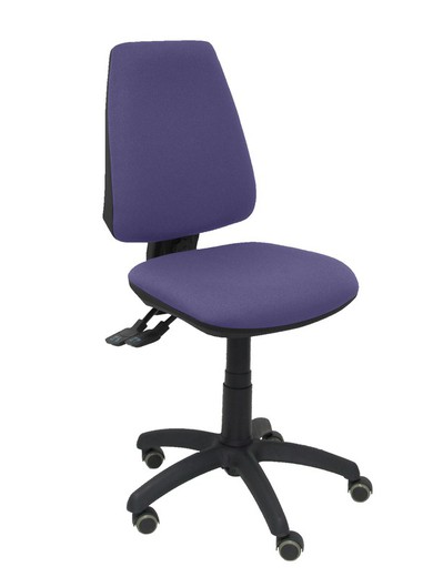 Modelo Elche S - Silla de oficina ergonómica con mecanismo sincro, regulable en altura y ruedas de parqué - Asiento y respaldo tapizados en tejido BALI color azul claro