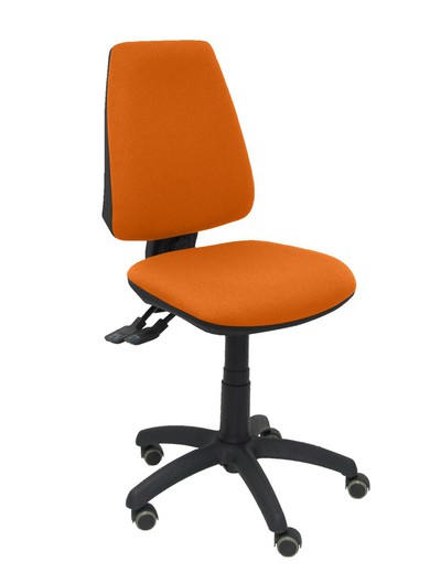 Modelo Elche S - Silla de oficina ergonómica con mecanismo sincro, regulable en altura y ruedas de parqué - Asiento y respaldo tapizados en tejido BALI color naranja