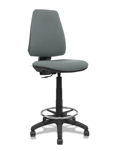 Modelo Elche Taburete CP - Taburete ergonómico con mecanismo de contacto permanente y regulable en altura - Asiento y respaldo tapizados en tejido BALI color gris.