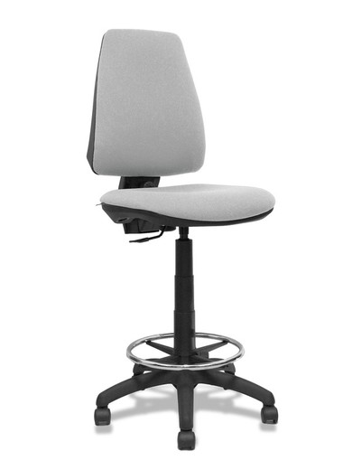 Modelo Elche Taburete CP - Taburete ergonómico con mecanismo de contacto permanente y regulable en altura - Asiento y respaldo tapizados en tejido BALI color gris claro.