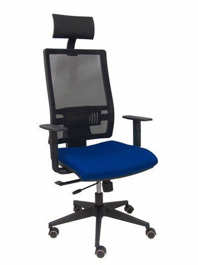 Modelo Horna - Silla de oficina ergonómica con mecanismo sincro con traslack y regulable en altura - Respaldo alto de malla transpirable con cabecero fijo y apoyo lumbar regulable. Asiento tapizado en tejido BALI color azul marino.