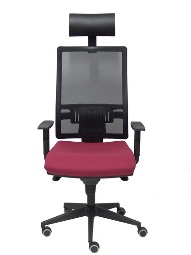 Modelo Horna - Silla de oficina ergonómica con mecanismo sincro y regulable en altura - Respaldo alto de malla transpirable con cabecero y asiento tapizado en tejido BALI color granate (CON CABECERO INCLUIDO)