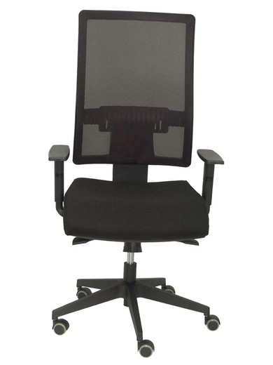 Modelo Horna - Silla de oficina ergonómica con mecanismo sincro y regulable en altura - Respaldo alto de malla transpirable y asiento tapizado en tejido BALI color negro.