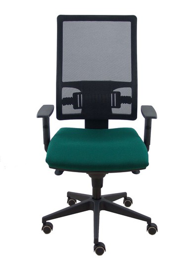 Modelo Horna - Silla de oficina ergonómica con mecanismo sincro y regulable en altura - Respaldo alto de malla transpirable  y asiento tapizado en tejido BALI color verde botella.