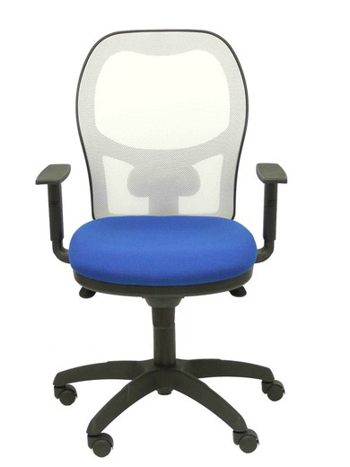 Modelo Jorquera - Silla de oficina ergonómica con mecanismo sincro, brazos regulables y ajustable en altura - Respaldo de malla transpirable en color blanco y asiento tapizados en tejido BALI color azul