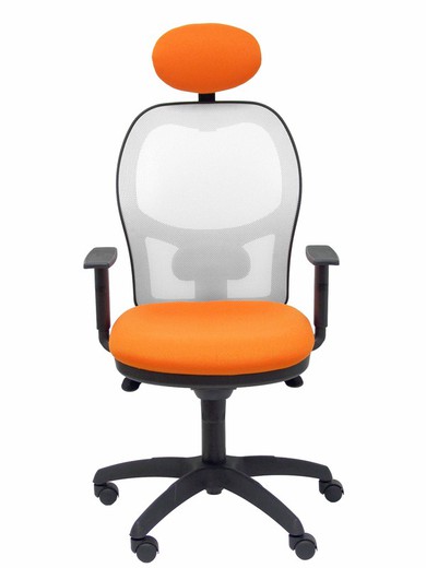 Modelo Jorquera - Silla de oficina ergonómica con mecanismo sincro, brazos regulables y ajustable en altura  Respaldo de malla transpirable en color blanco y asiento tapizados en tejido BALI color naranja (CON CABECERO)