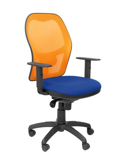 Modelo Jorquera - Silla de oficina ergonómica con mecanismo sincro, brazos regulables y ajustable en altura - Respaldo de malla transpirable en color naranja y asiento tapizados en tejido BALI color azul