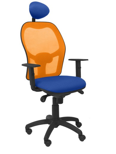 Modelo Jorquera - Silla de oficina ergonómica con mecanismo sincro, brazos regulables y ajustable en altura  Respaldo de malla transpirable en color naranja y asiento tapizados en tejido BALI color azul (CON CABECERO)