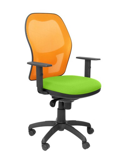 Modelo Jorquera - Silla de oficina ergonómica con mecanismo sincro, brazos regulables y ajustable en altura - Respaldo de malla transpirable en color naranja y asiento tapizados en tejido BALI color pistacho