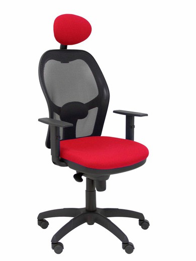 Modelo Jorquera - Silla de oficina ergonómica con mecanismo sincro, brazos regulables y ajustable en altura  Respaldo de malla transpirable en color negro y asiento tapizados en tejido BALI color rojo (CON CABECERO)