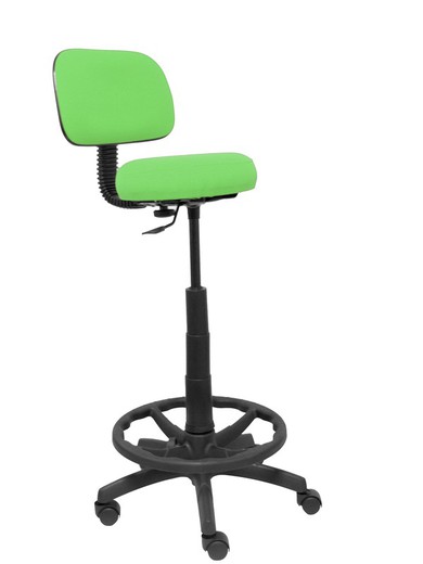 Modelo Llanos Taburete - Taburete ergonómico con mecanismo de contacto lama, regulable en altura y aro reposapiés - Asiento y respaldo tapizados en tejido bali color pistacho.