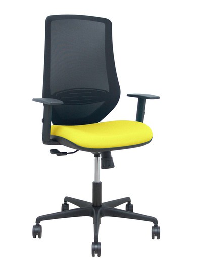 Modelo Mardos - Silla de oficina ergonómica con mecanismo sincro, brazos regulables y ajustable en altura - Respaldo de malla transpirable en color negro y asiento tapizados en tejido BALI color amarillo.