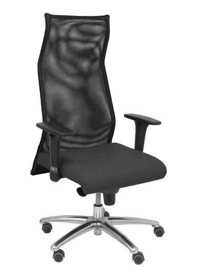 Modelo Sahuco  Sillón de dirección ergonómico con mecanismo sincro y regulable en altura  Respaldo de malla transpirable y asiento tapizados en piel color negro