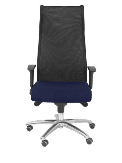 Modelo Sahuco - Sillón de dirección ergonómico con mecanismo sincro y regulable en altura - Respaldo de malla transpirable y asiento tapizados en tejido BALI color azul marino