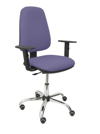 Modelo Sierra CP - Silla de oficina ergonómica con mecanismo de contacto permanente y regulable en altura - Asiento y tejido tapizado en tejido BALI color azul claro (BRAZOS REGULABLES EN ALTURA)