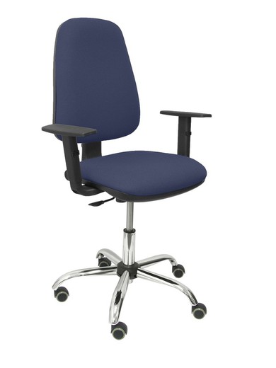 Modelo Sierra CP - Silla de oficina ergonómica con mecanismo de contacto permanente y regulable en altura - Asiento y tejido tapizado en tejido BALI color azul marino (BRAZOS REGULABLES EN ALTURA)