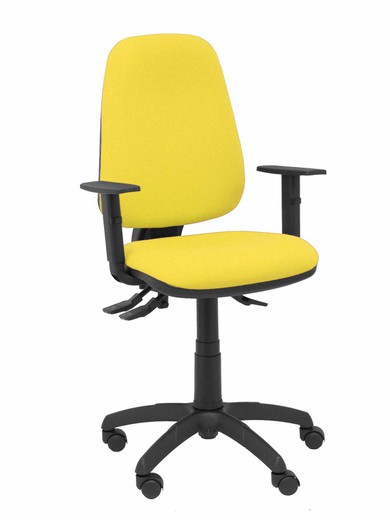 Modelo Sierra S - Silla de oficina ergonómica con mecanismo asincro y regulable en altura - Asiento y tejido tapizado en tejido BALI color amarillo. Base de poliamida en color negro. (BRAZOS REGULABLES INCLUIDOS)