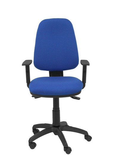 Modelo Sierra S - Silla de oficina ergonómica con mecanismo asincro y regulable en altura - Asiento y tejido tapizado en tejido BALI color azul. Base de poliamida en color negro. (BRAZOS REGULABLES INCLUIDOS)