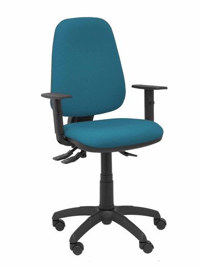 Modelo Sierra S - Silla de oficina ergonómica con mecanismo asincro y regulable en altura - Asiento y tejido tapizado en tejido BALI color verde petróleo. Base de poliamida en color negro. (BRAZOS REGULABLES INCLUIDOS)